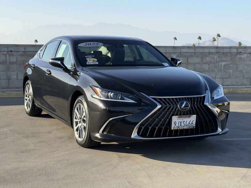 Used 2024 Lexus ES 350Image 2