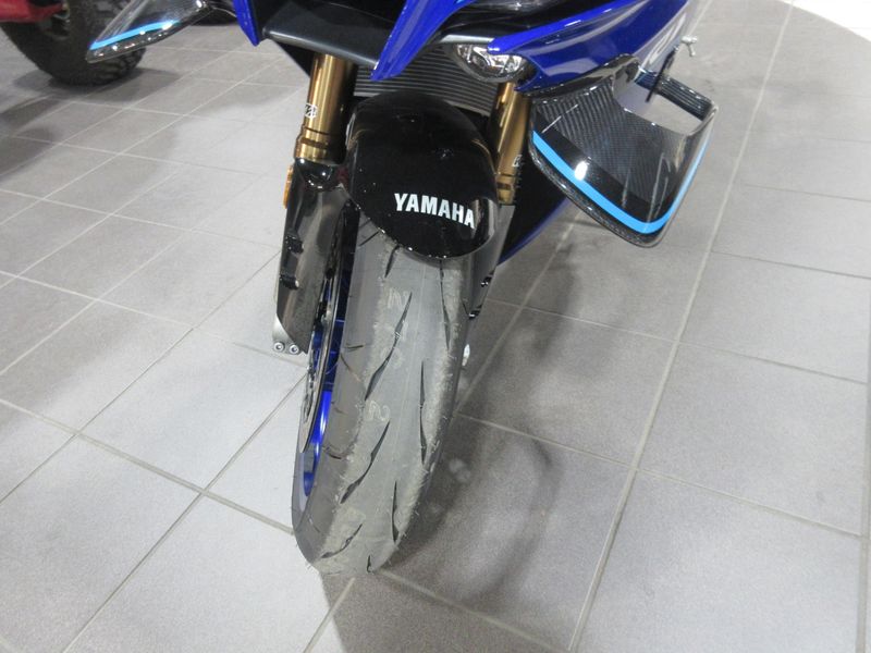 NEW 2026 YAMAHA YZF-R1 Image 19