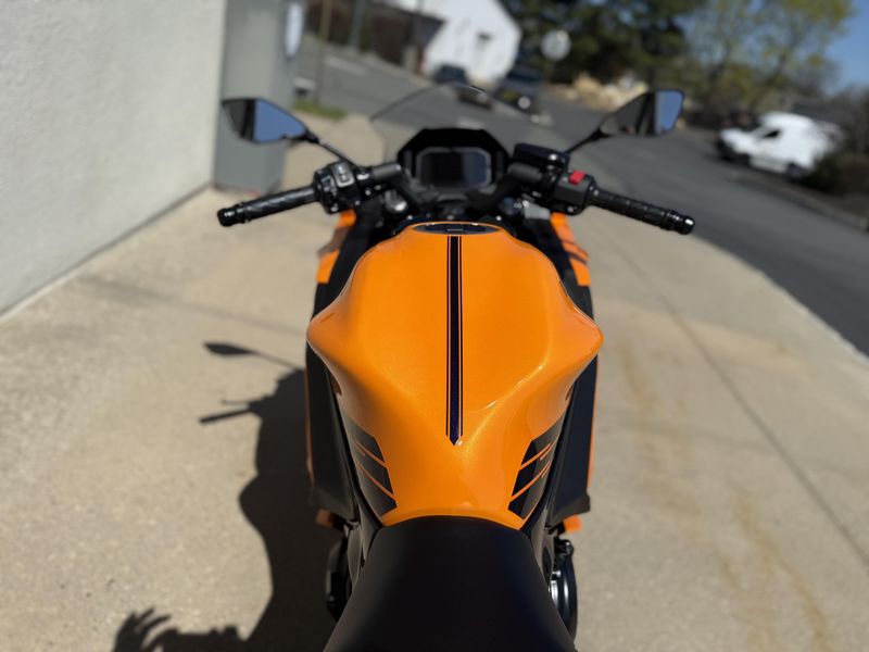 2025 Kawasaki Ninja 650 ABSImage 3
