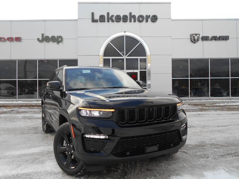 2025 Jeep Grand Cherokee Image 2