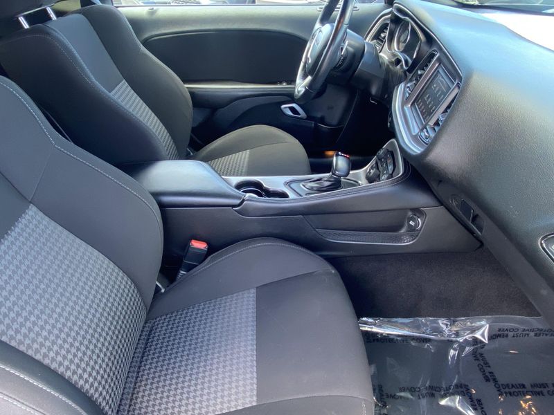 Used 2022 Dodge Challenger R/TImage 10