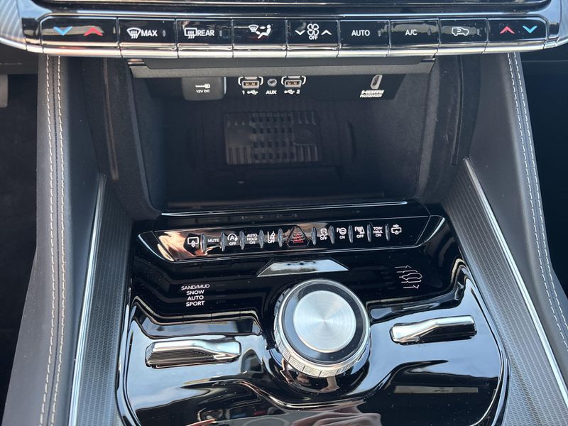 2026 Jeep Grand Wagoneer Summit Obsidian 4x4Image 41