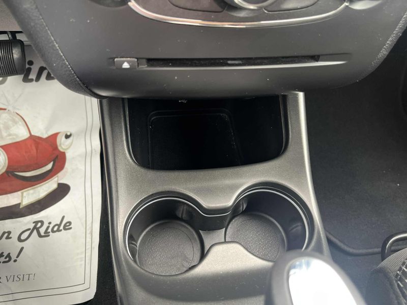 Used 2019 Dodge Journey Image 19