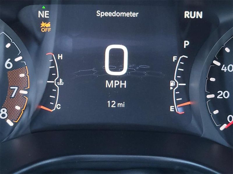 2025 Jeep Compass Latitude 4x4Image 16