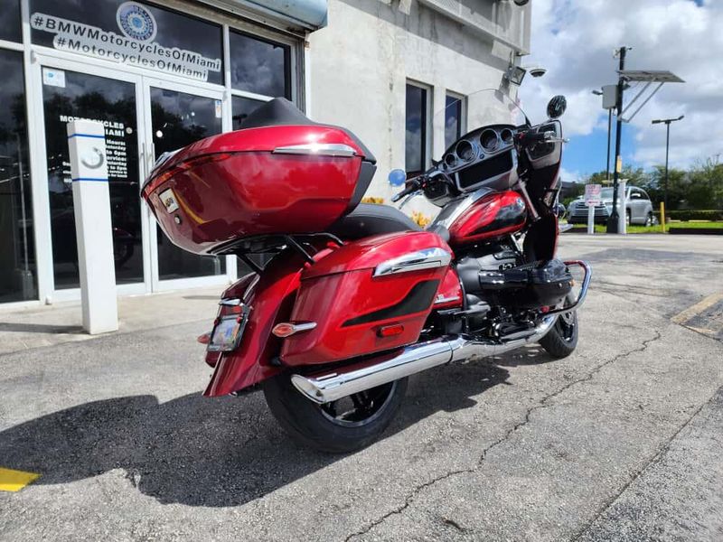 2025 BMW R 18 TranscontinentalImage 14