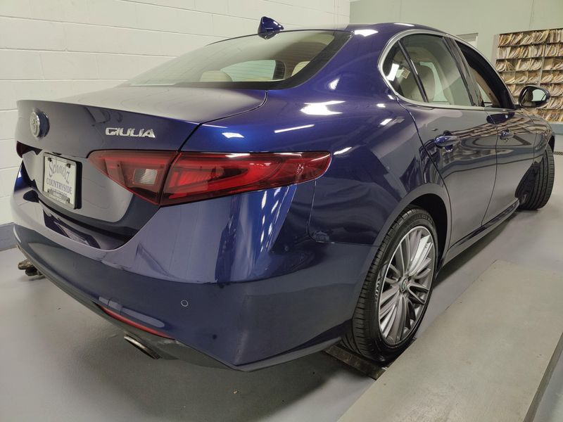 2018 Alfa Romeo Giulia Q4 AWD Ti Lusso w/Nav/Activ AsstImage 12