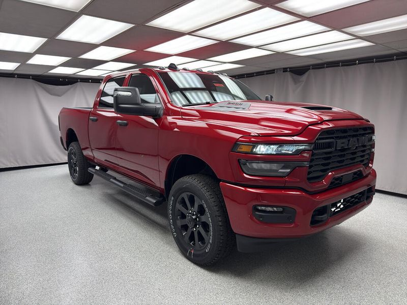New 2026 RAM 2500 Black Express Crew Cab 4x4 6