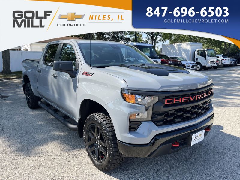 2025 Chevrolet Silverado 1500 Custom Trail Boss photo 3
