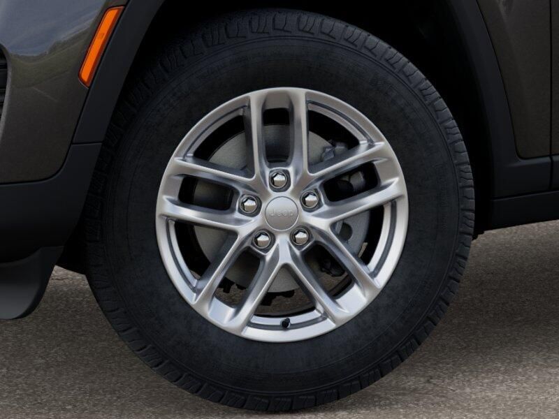 New 2025 Jeep Grand Cherokee Laredo X 4x4Image 20