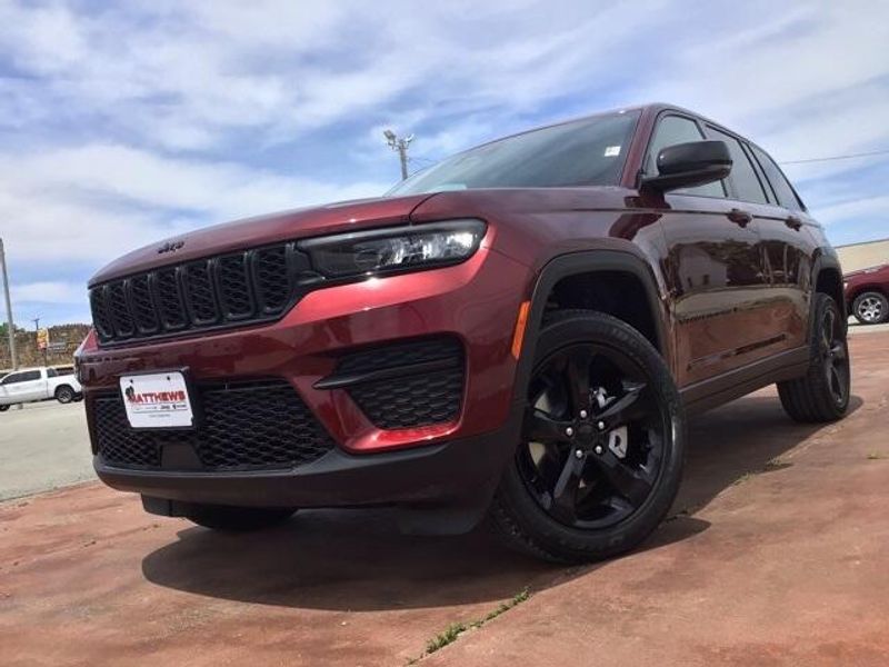 2025 Jeep Grand Cherokee Altitude X 4x2Image 10