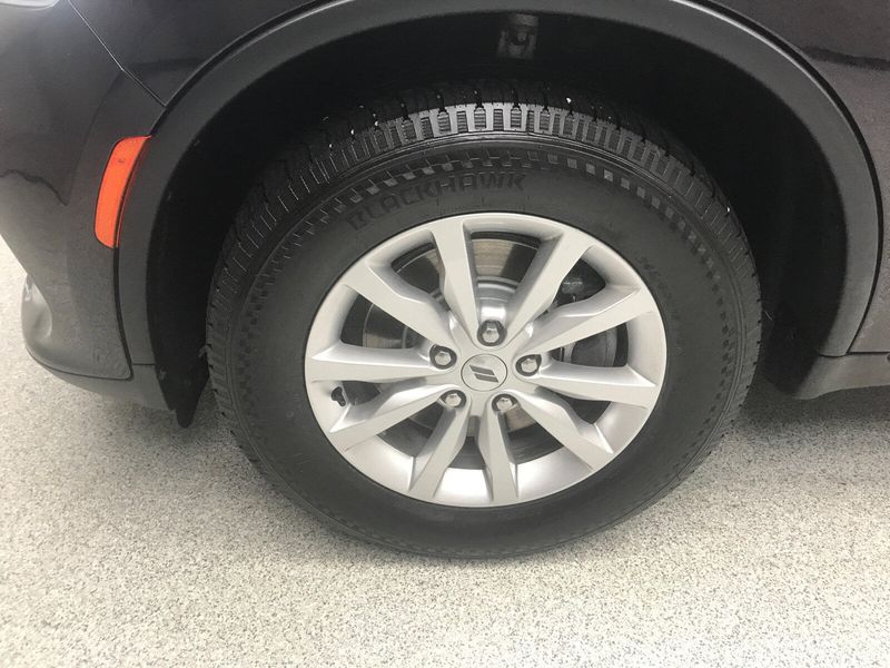 2021 Dodge Durango SXT photo 2