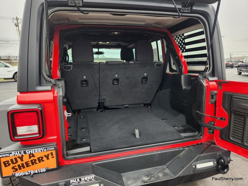 Used 2022 Jeep Wrangler Unlimited Sport Altitude