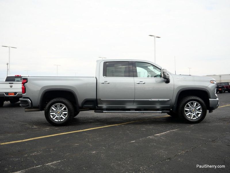 Used 2024 Chevrolet Silverado 2500HD High Country