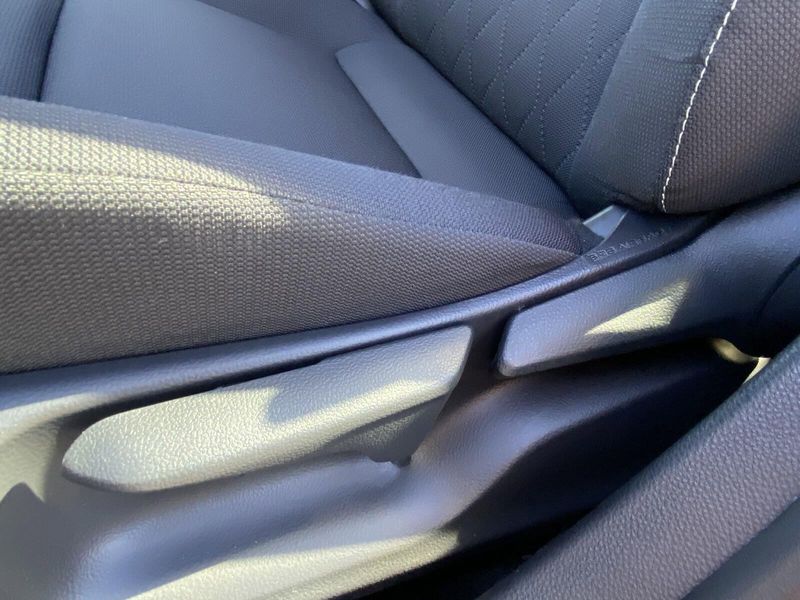 2024 Toyota Corolla LEImage 18