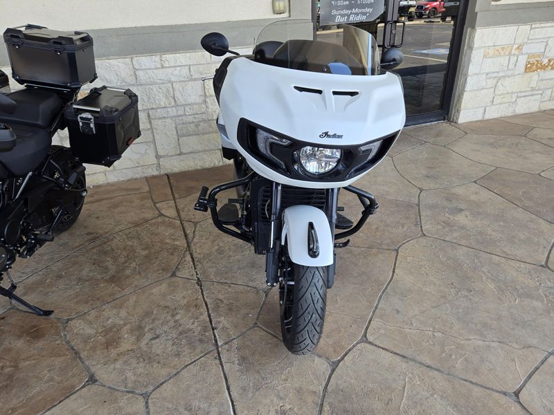 USED 2021 INDIAN MOTORCYCLE CHALLENGER DARK HORSE Image 6
