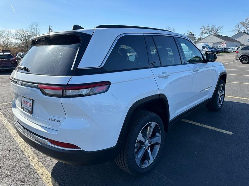 2025 Jeep Grand Cherokee Limited 4x4Image 8