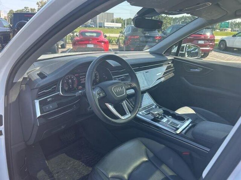 Used 2023 Audi Q7 Premium