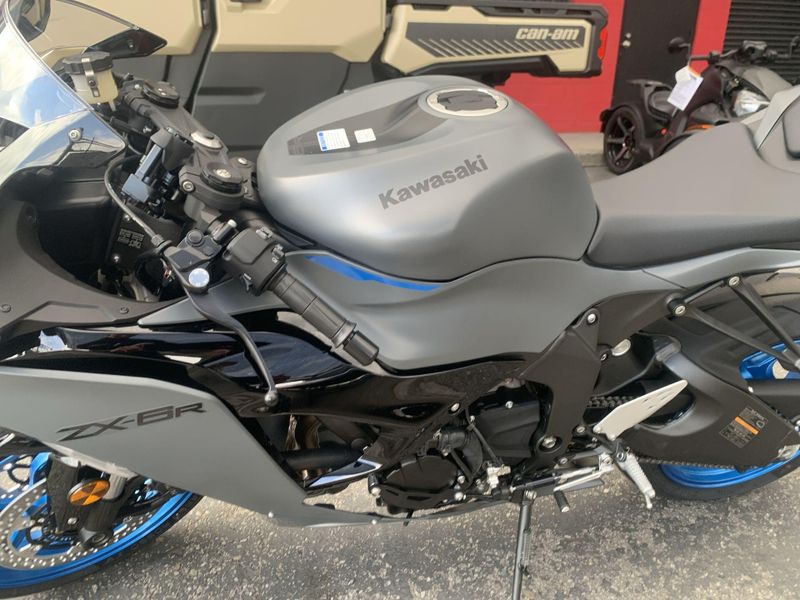 New 2026 Kawasaki NINJA ZX-6R Image 13