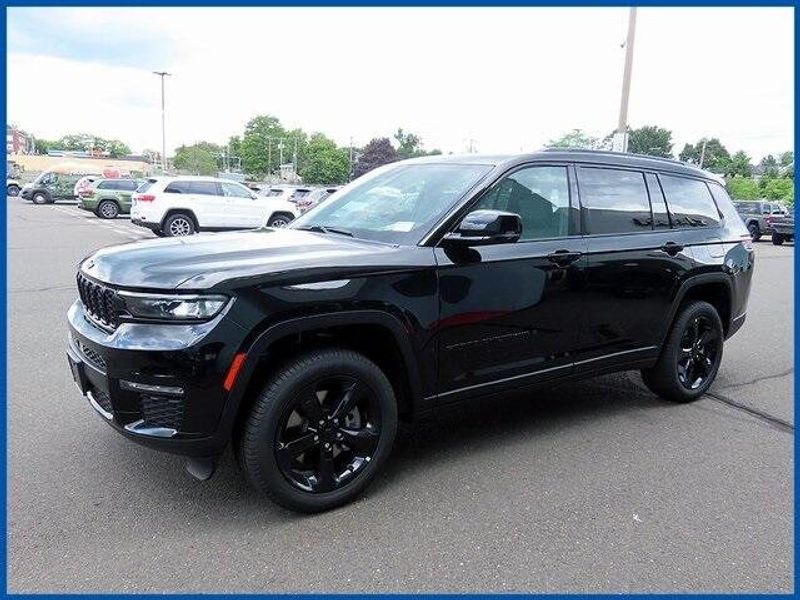 New 2025 Jeep Grand Cherokee LimitedImage 1