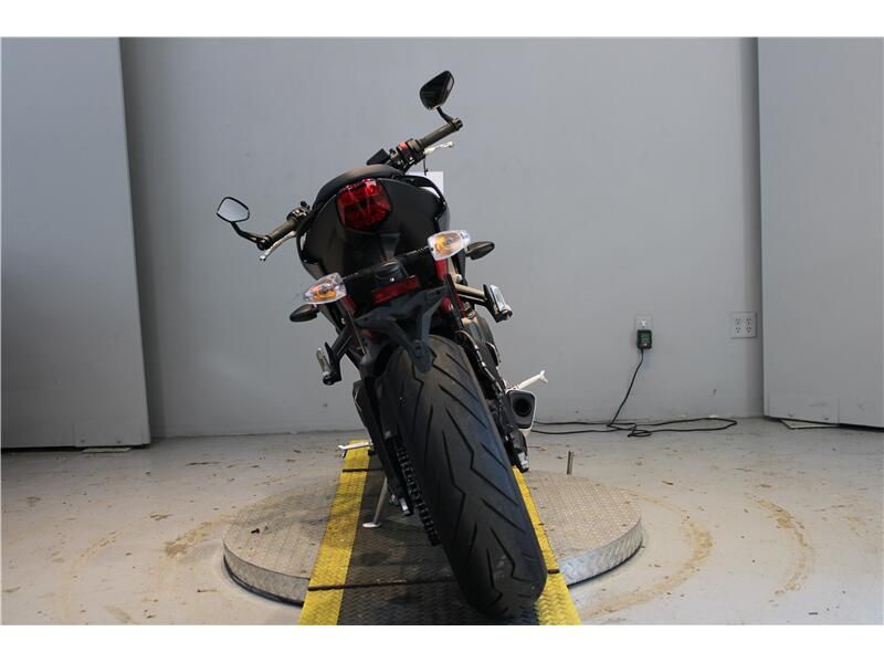 Used 2022 Triumph STREET TRIPLE R Image 5