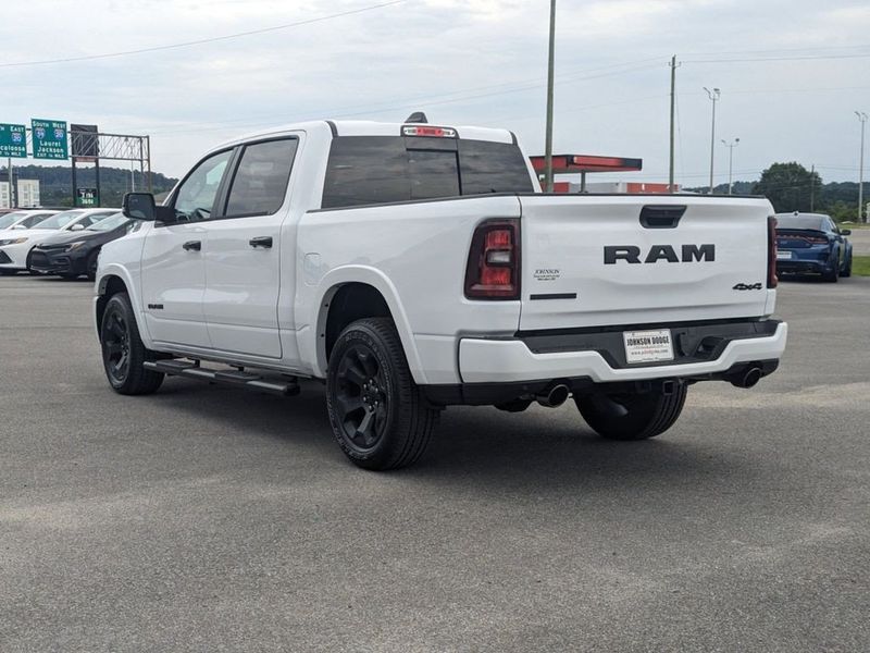 2025 RAM 1500 Big Horn Crew Cab 4x4 5