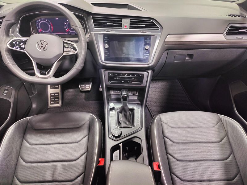 Used 2024 Volkswagen Tiguan AWD SEL R-Line w/Sunroof/NavImage 20