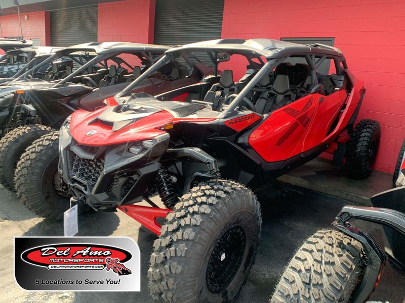 New 2025 Can-Am MAVERICK R MAX X 999T DCT Image 1