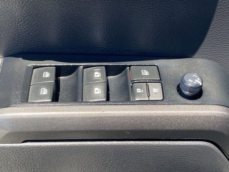 Used 2022 Toyota Tacoma TRD SportImage 19