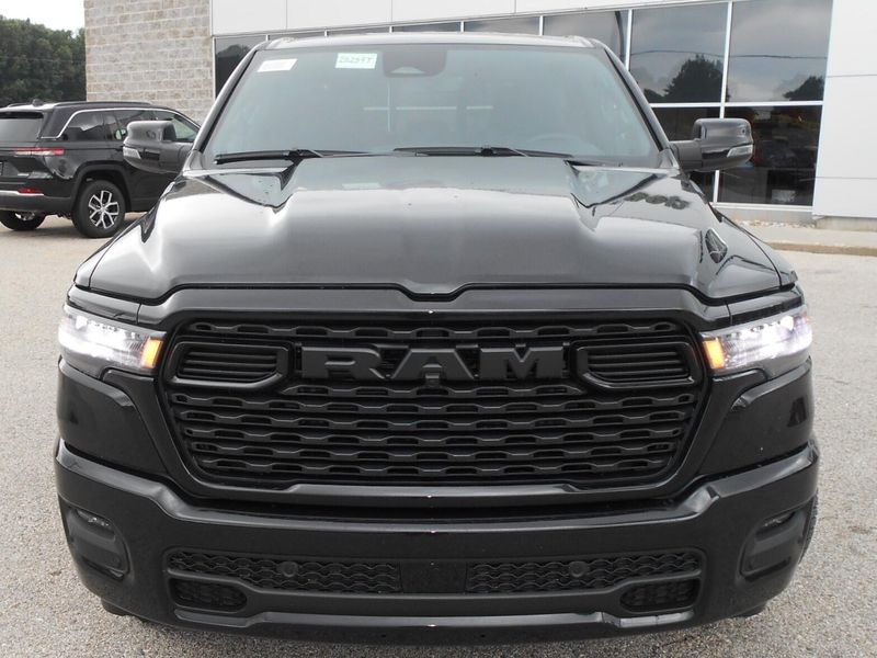 2025 RAM 1500 Big Horn Crew Cab 4x4 5