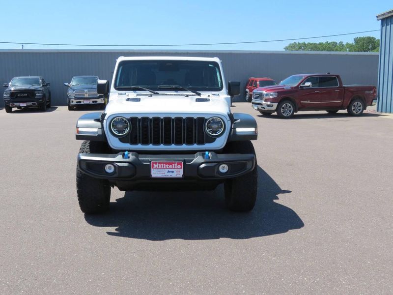 Used 2025 Jeep Wrangler 4xE Rubicon 4x4 4dr SUVImage 3