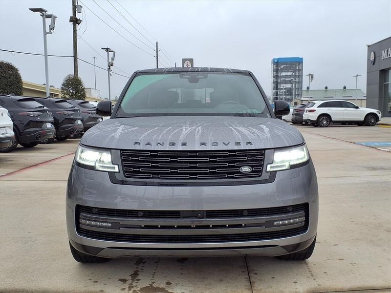 Used 2025 Land Rover Range Rover AutobiographyImage 4