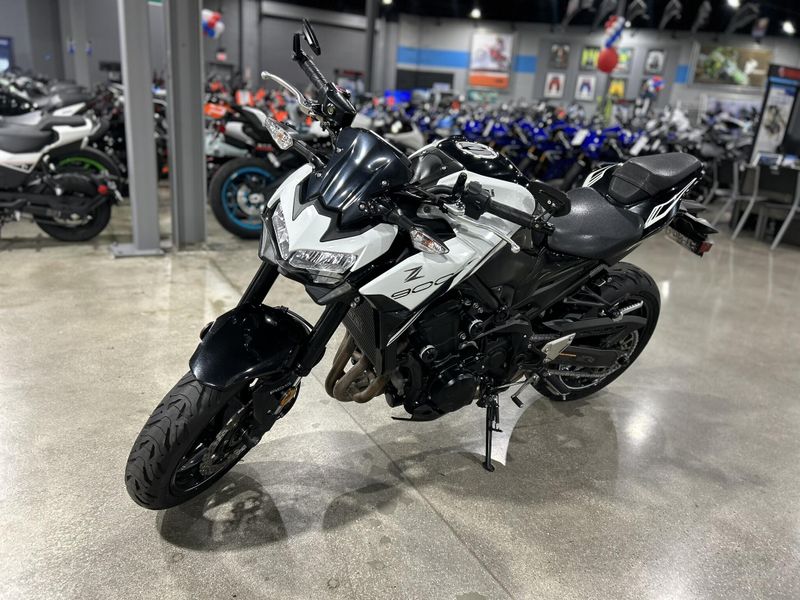 Used 2022 Kawasaki Z900 ABS Image 13