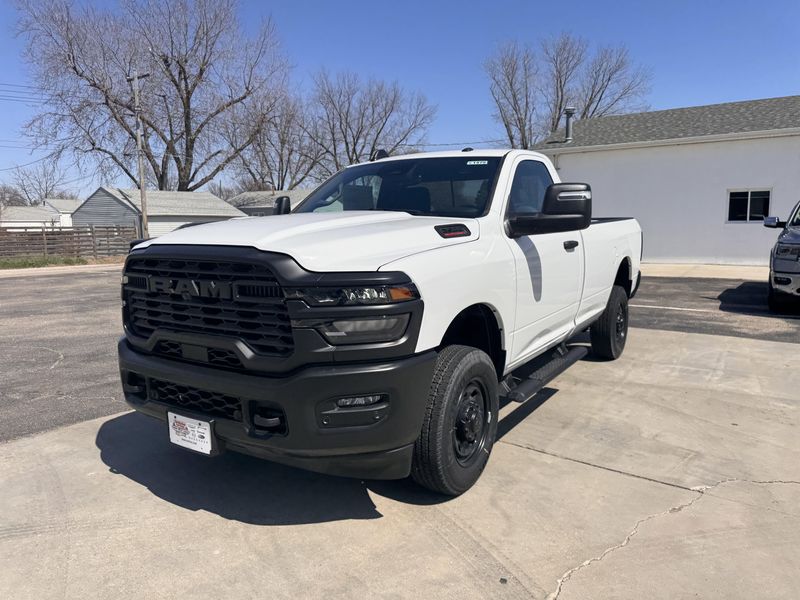 2025 RAM 2500 TradesmanImage 4