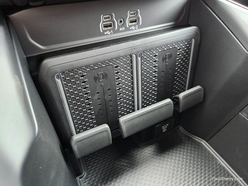 New 2026 RAM 3500 Laramie Crew Cab 4x4 6'4' Box