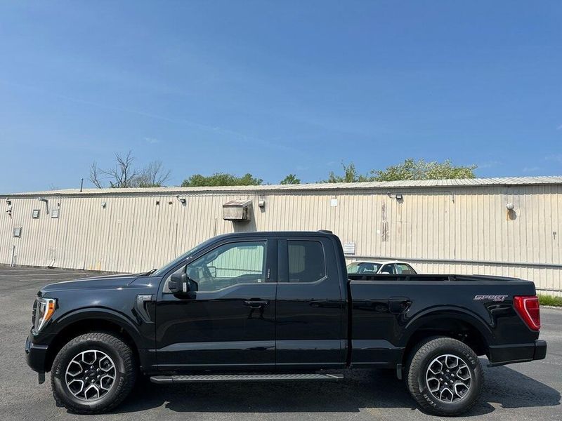 2023 Ford F-150 XLT photo 10
