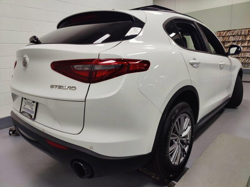 2022 Alfa Romeo Stelvio Sprint AWD w/Sunroof & NavImage 13