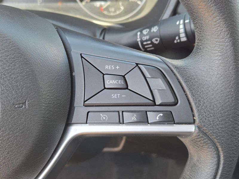Used 2022 Nissan Altima 2.5 SV Sedan