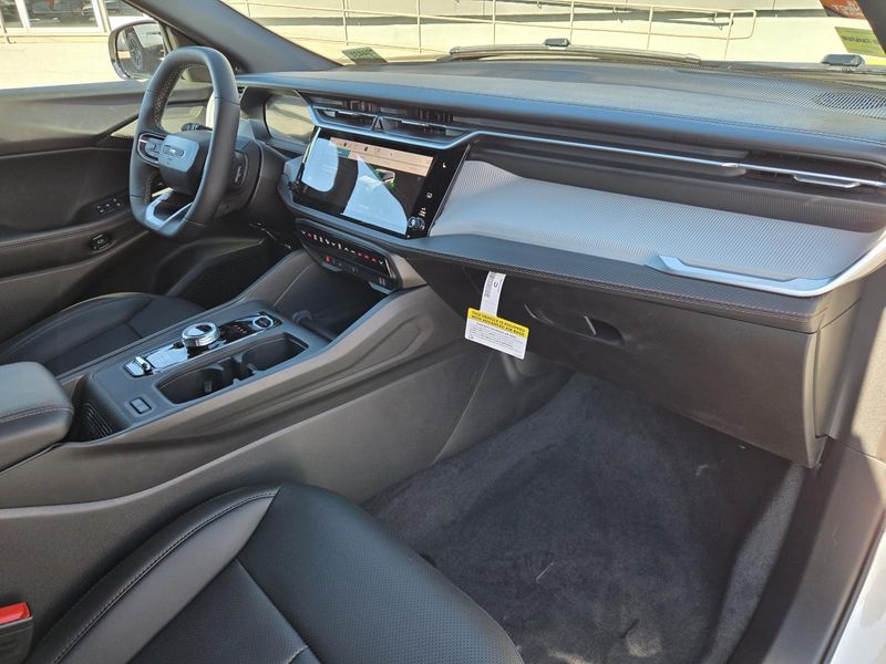 New 2026 Jeep Cherokee Limited 4x4