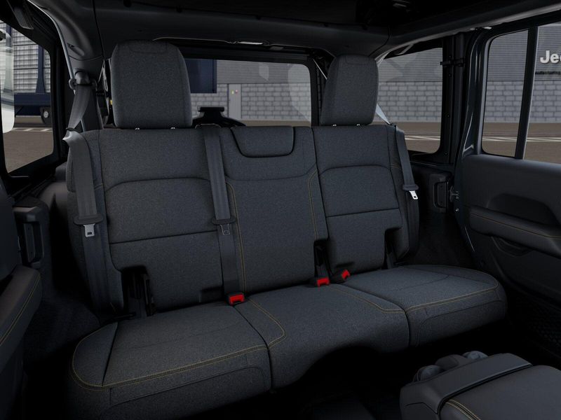 New 2026 Jeep Wrangler 4-door SaharaImage 15