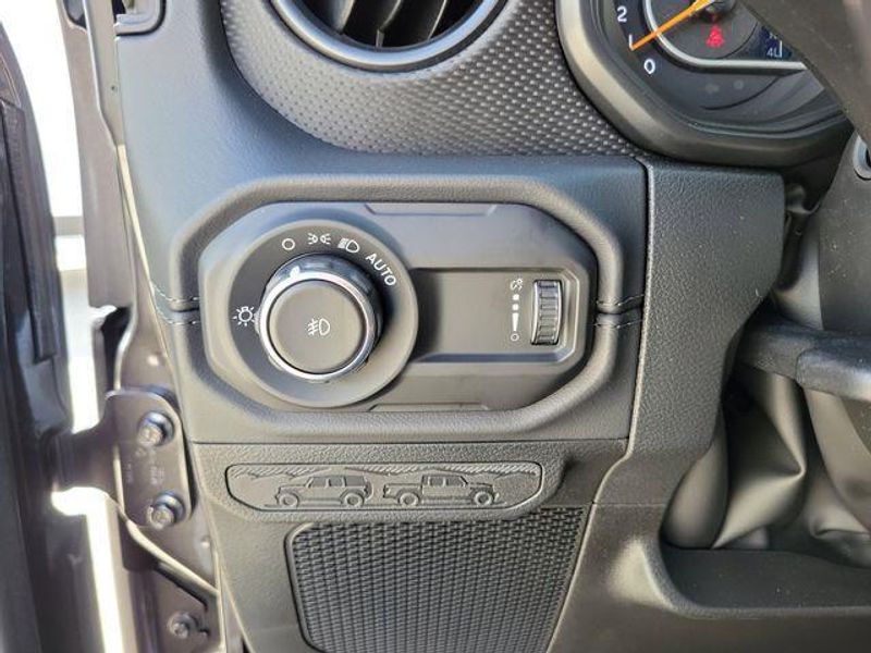New 2026 Jeep Wrangler 4-door Rubicon X