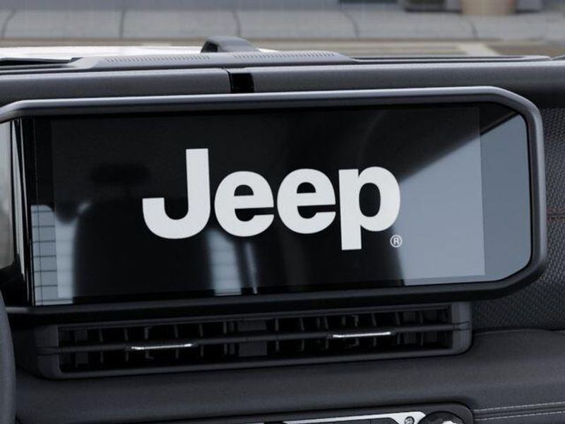 New 2026 Jeep Wrangler 4-door RubiconImage 18