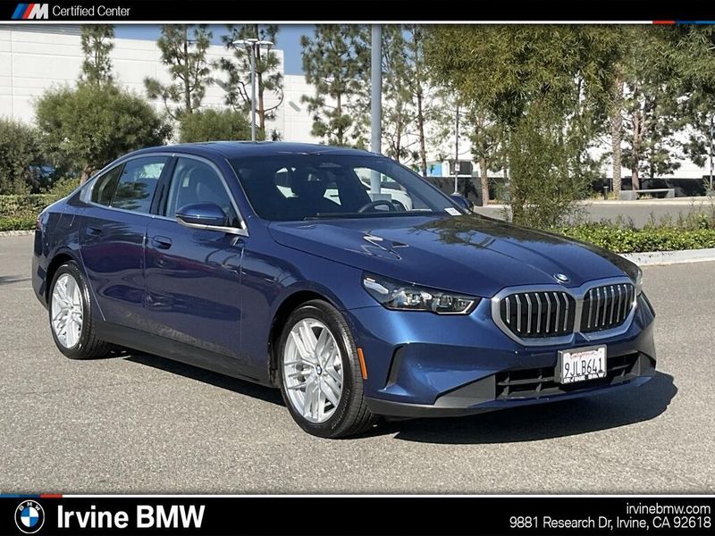 2024 BMW 5 Series 530iImage 1