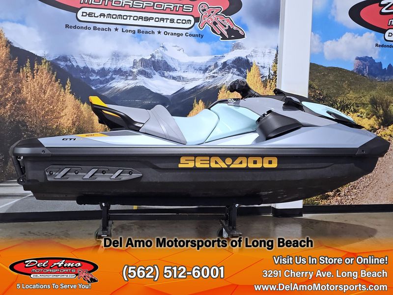 2024 Sea-Doo GTI SE 130 (SOUND SYSTEM) Image 3