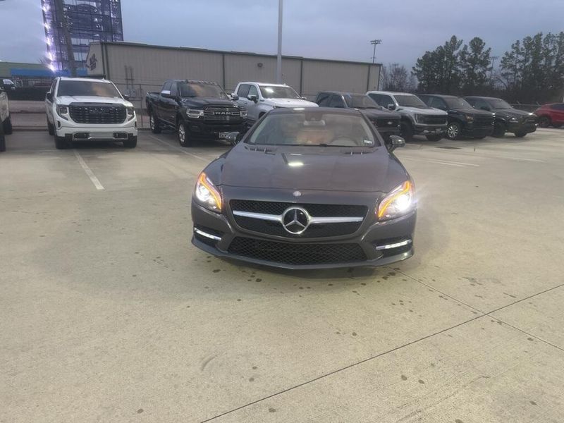Used 2016 Mercedes-Benz SL 400 RoadsterImage 2