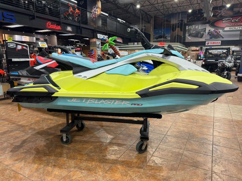 New 2025 Yamaha JETBLASTER PRO (3UP) Image 2