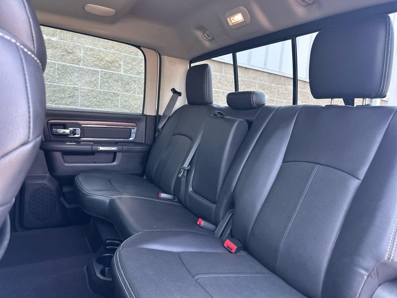 2018 Ram 2500 Laramie photo 27