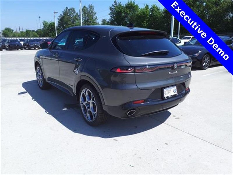 New 2024 Alfa Romeo Tonale Veloce EawdImage 13