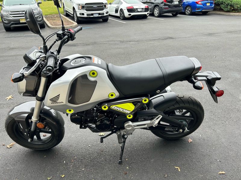 2023 Honda Grom   in a GRAY exterior color. Cross Country Powersports 732-491-2900 crosscountrypowersports.com 