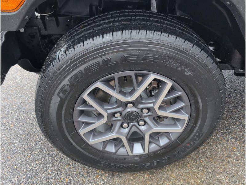 New 2025 Jeep Wrangler 4-door SaharaImage 9