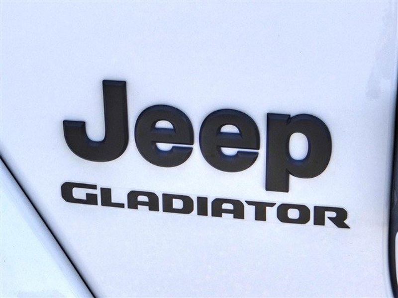 2022 Jeep Gladiator Altitude 4x4Image 20